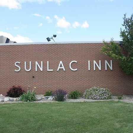 Sunlac Inn Lakota Exterior foto